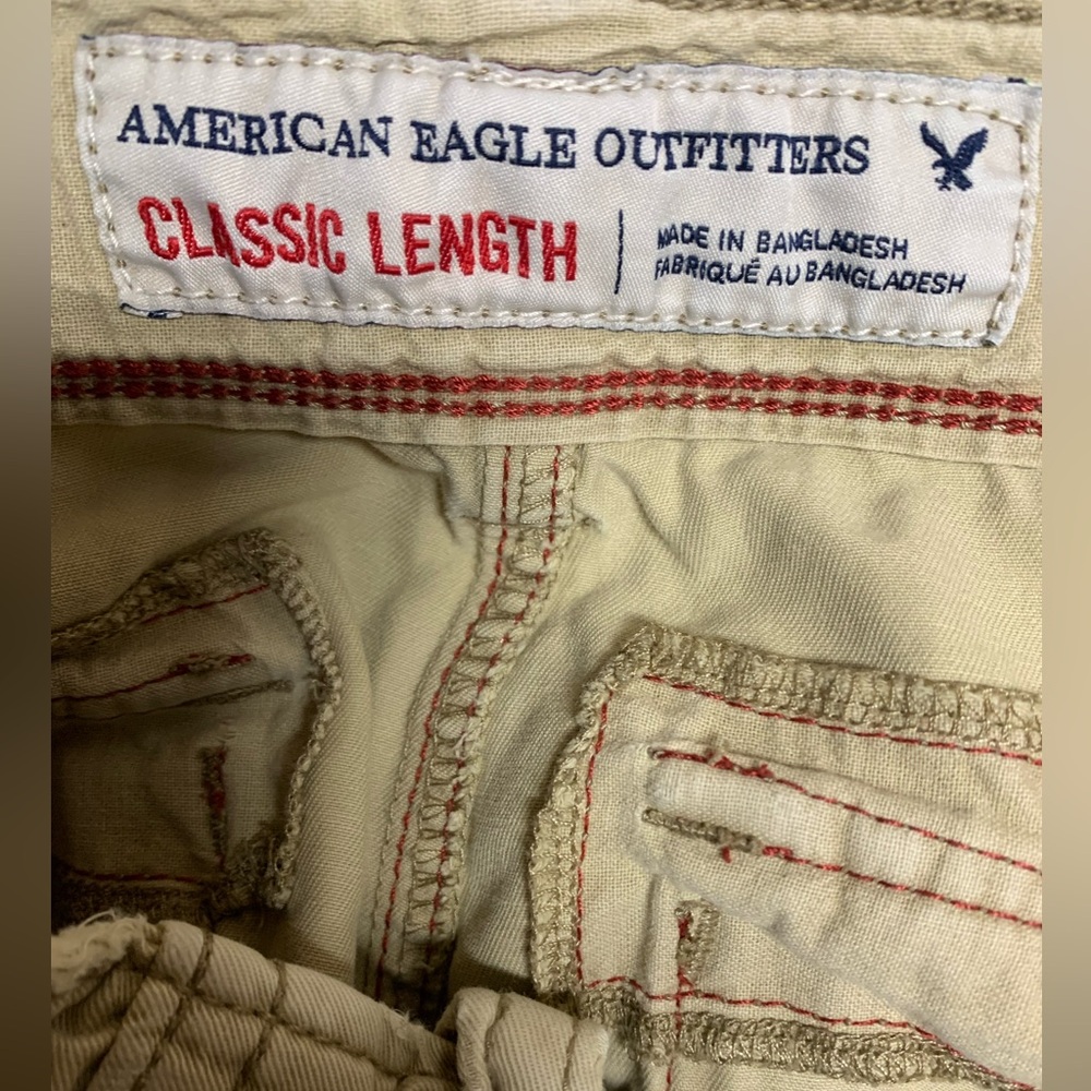 American Eagle Outfitters Tan Cargo Shorts Distressed Relaxed Fit Size 28 - Picture 2 of 5